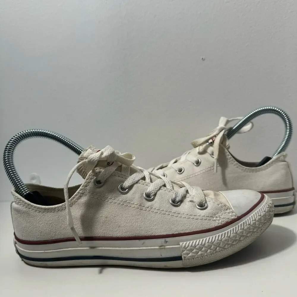 Converse‎ Low Stars with low top size 3